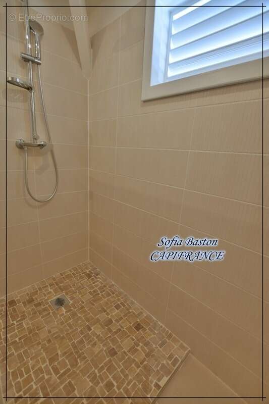 Maison à LES TROIS-ILETS