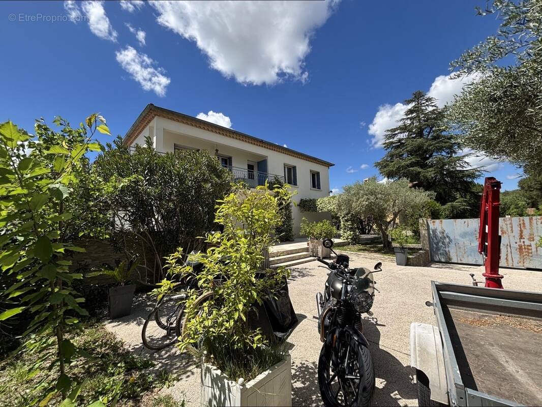 Maison à SAINT-GEORGES-D'ORQUES