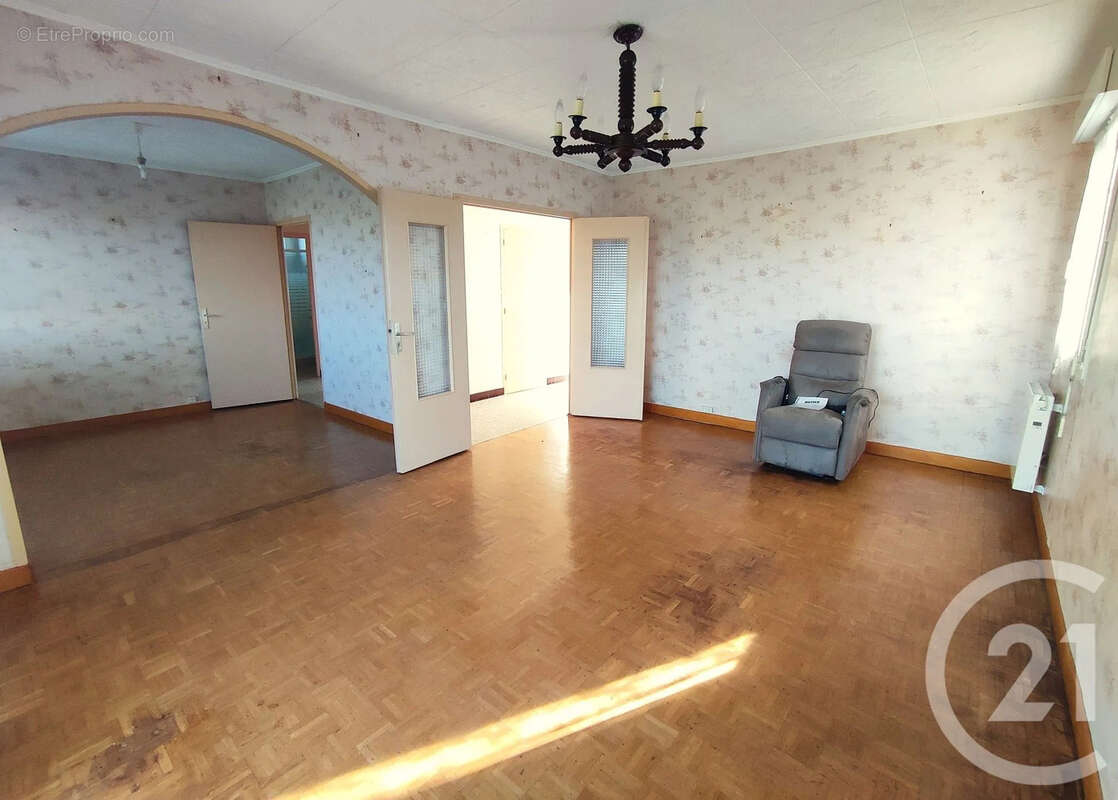 Maison à COSNE-COURS-SUR-LOIRE