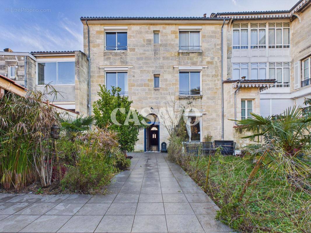 Appartement à BORDEAUX
