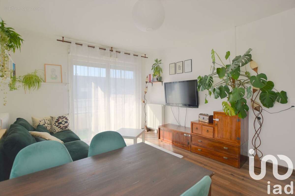 Photo 4 - Appartement à FLEURY-MEROGIS