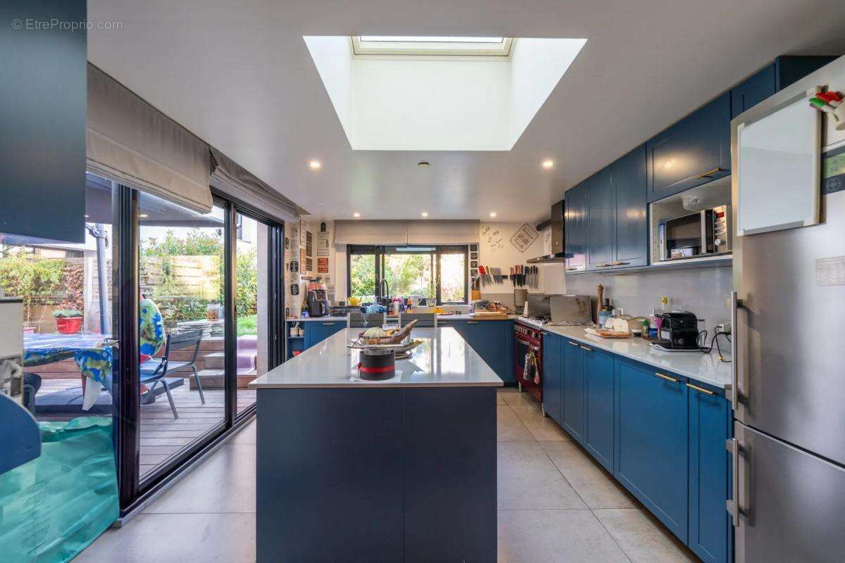 Appartement à ASNIERES-SUR-SEINE