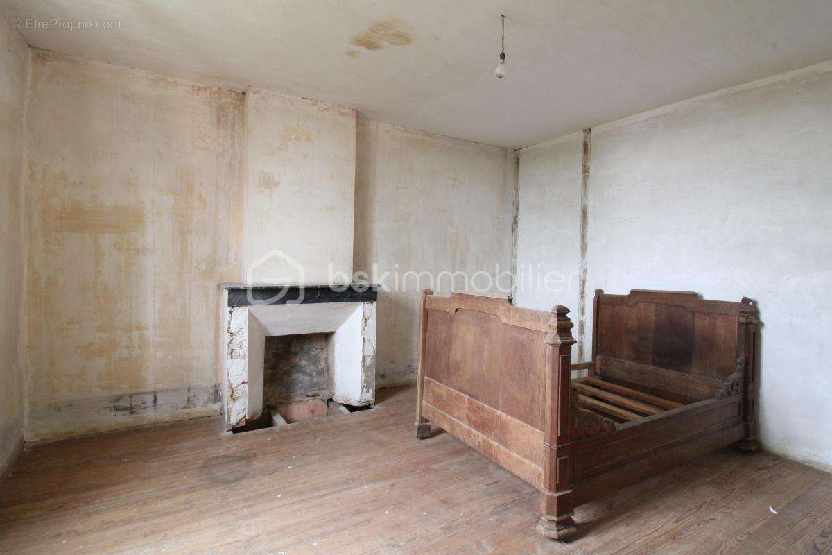 Maison à rénover avec dépendances - photo 11