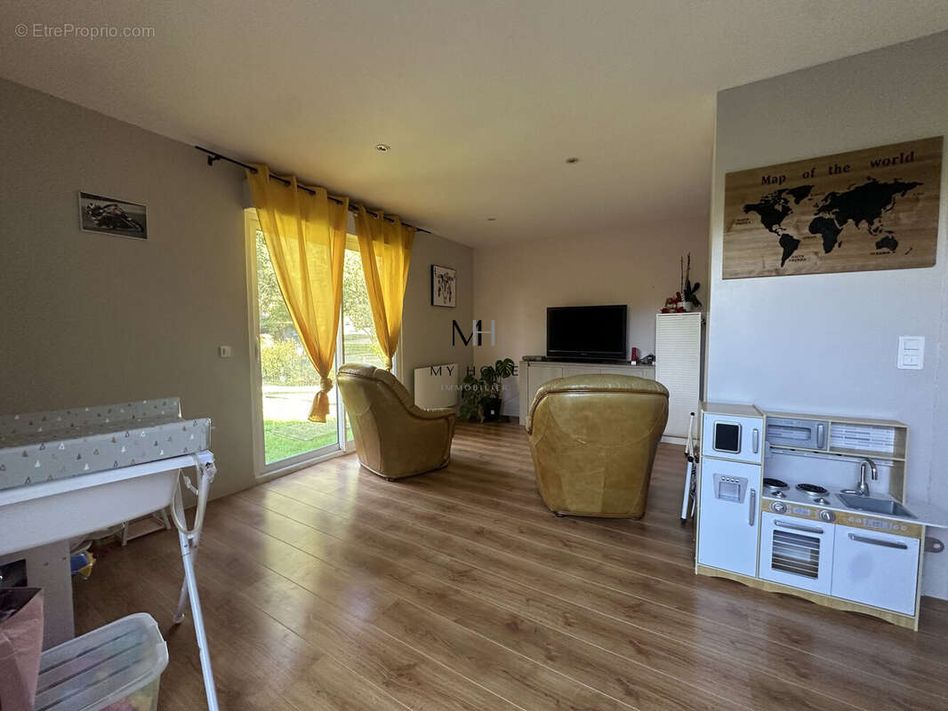 Maison à SAINT-PIERRE-DES-NIDS