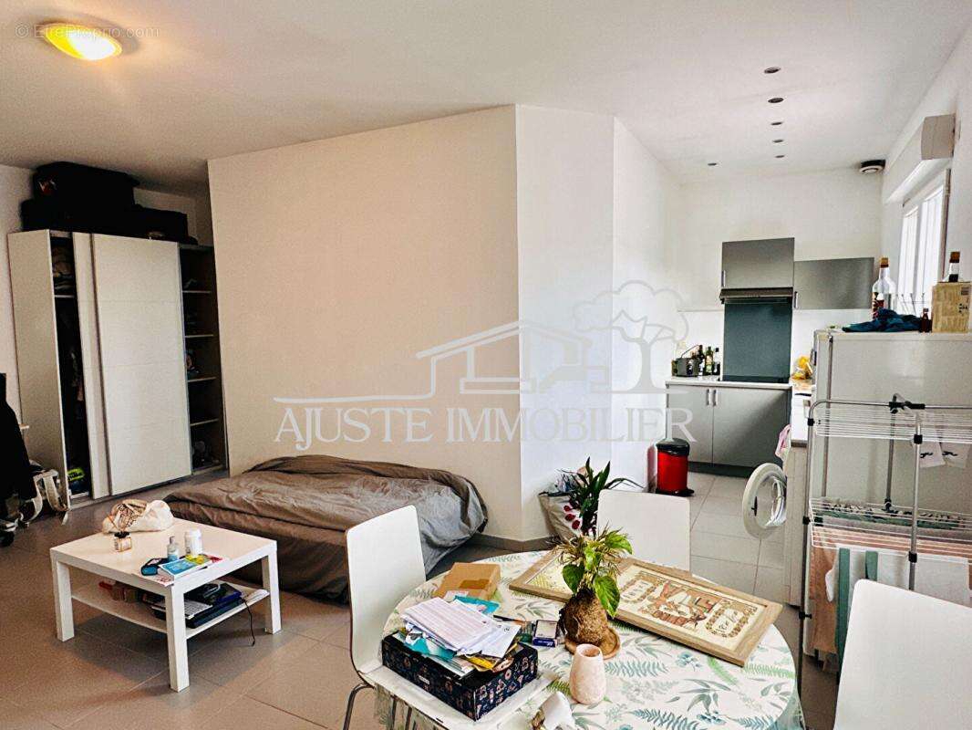 Commerce à MARIGNANE