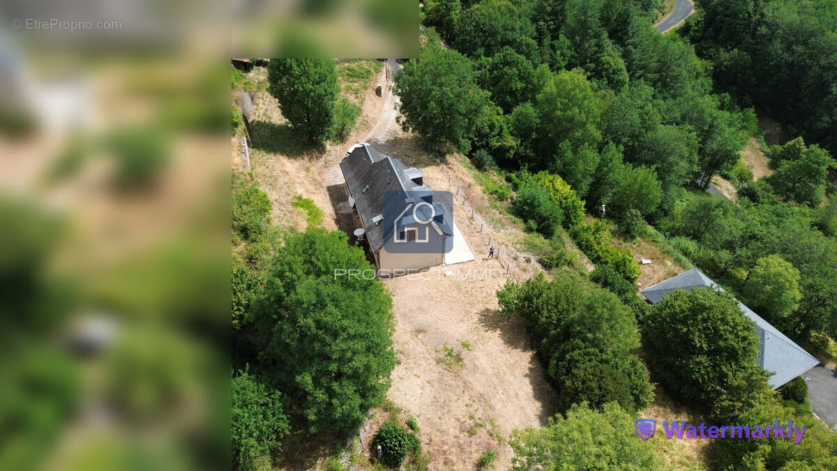 Maison à SAINT-GENIEZ-D'OLT