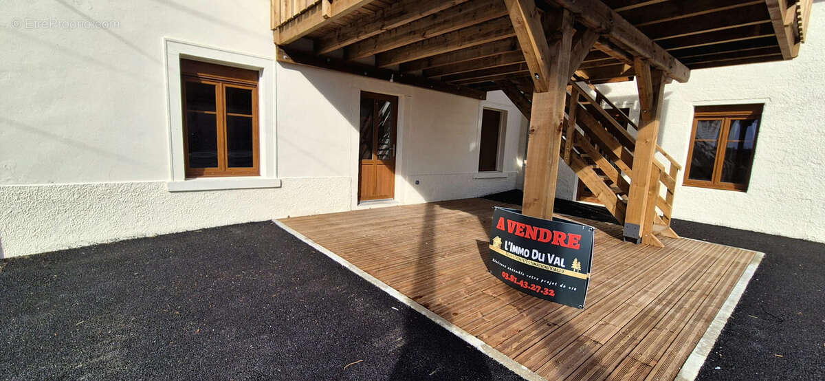 Appartement à ORCHAMPS-VENNES