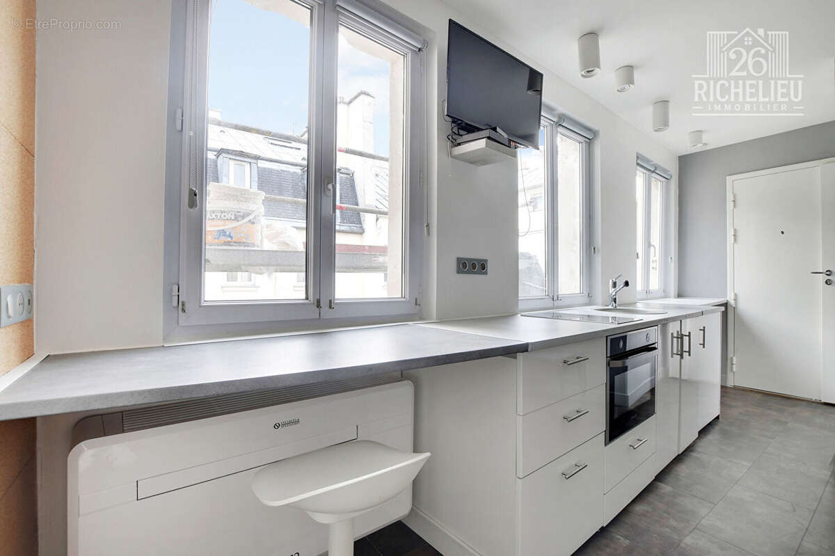 Appartement à PARIS-2E