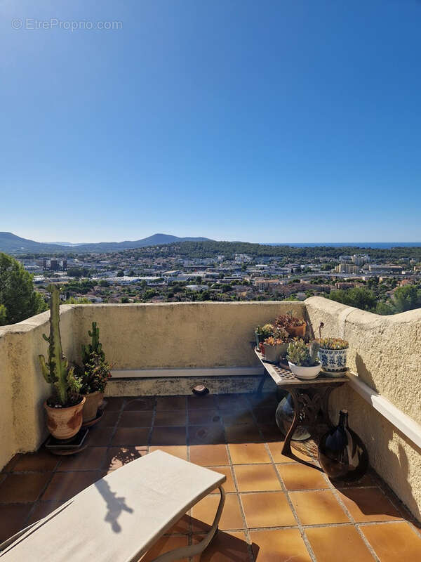 Maison à LA VALETTE-DU-VAR