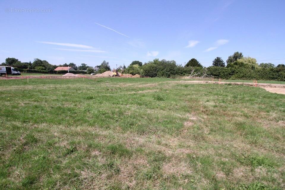 Terrain à AUBERVILLE