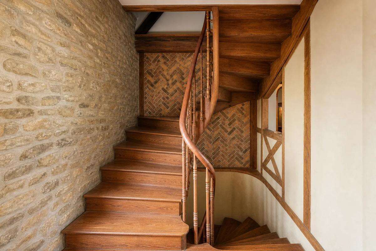 Maison à OZON