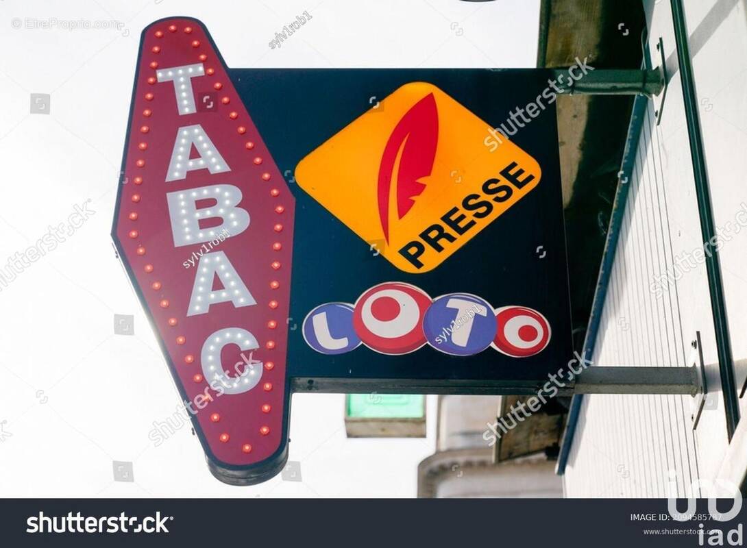 Photo 1 - Commerce à MOYENCOURT