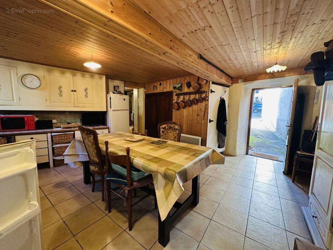 Maison à UCHENTEIN