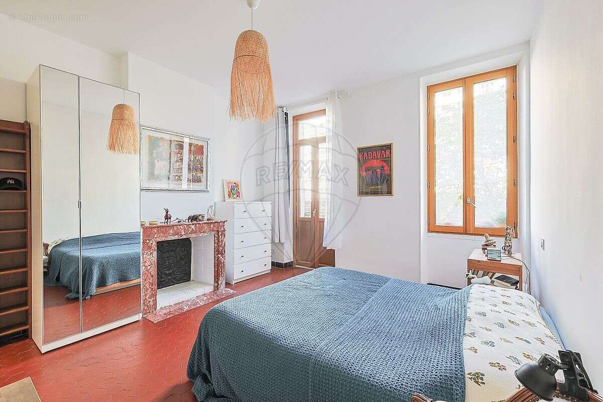 Appartement à MARSEILLE-7E