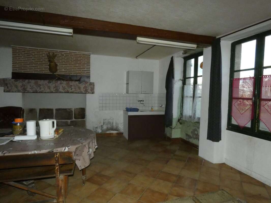 Maison à GENOUILLAC