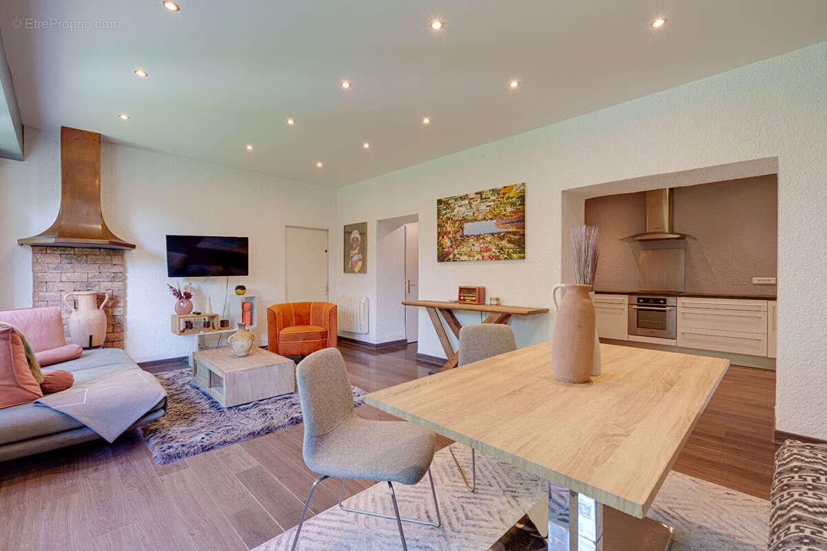 Appartement Evian Les Bains 2 pièces 55.72m² au calme et proche centre-ville - photo 6