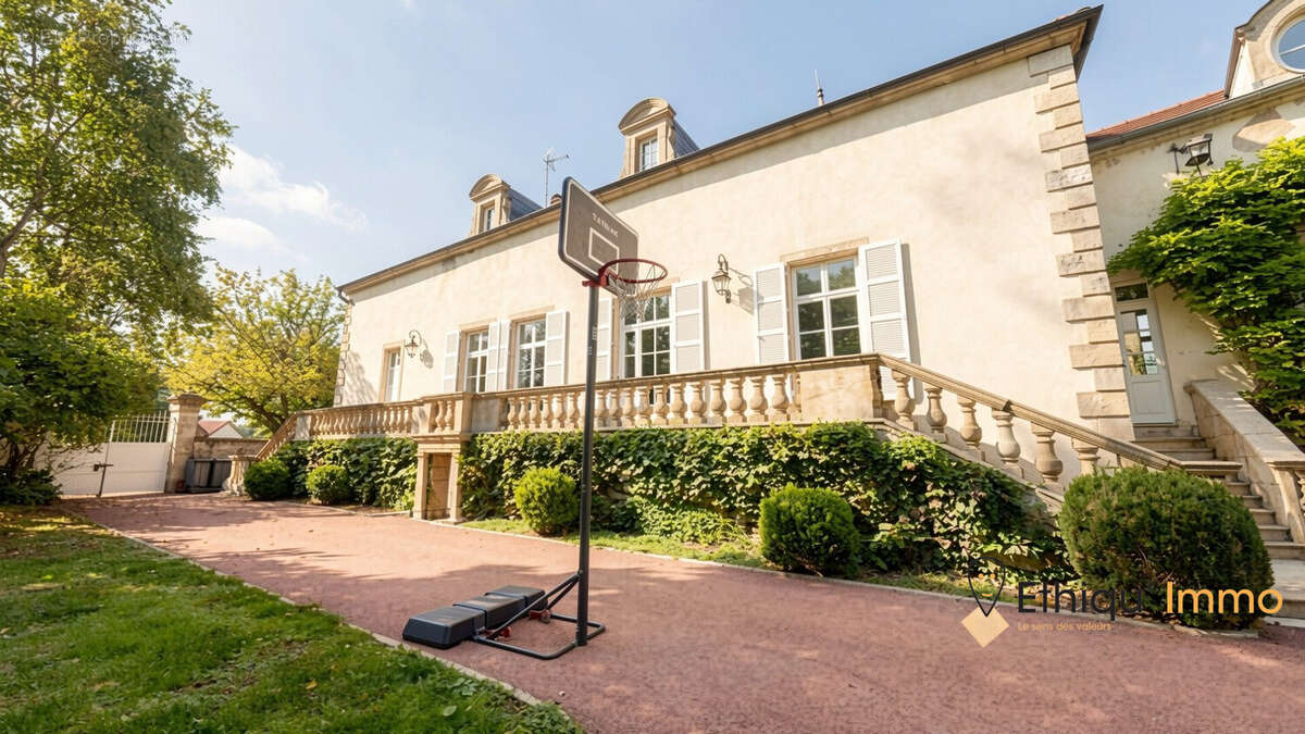 Autre à TROYES