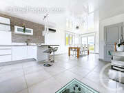 Maison à SAINT-PARRES-AUX-TERTRES