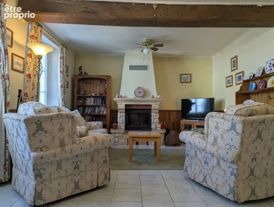 Belle maison de village ensoleillée de trois chambres située à Lignac (Indre) - photo 2