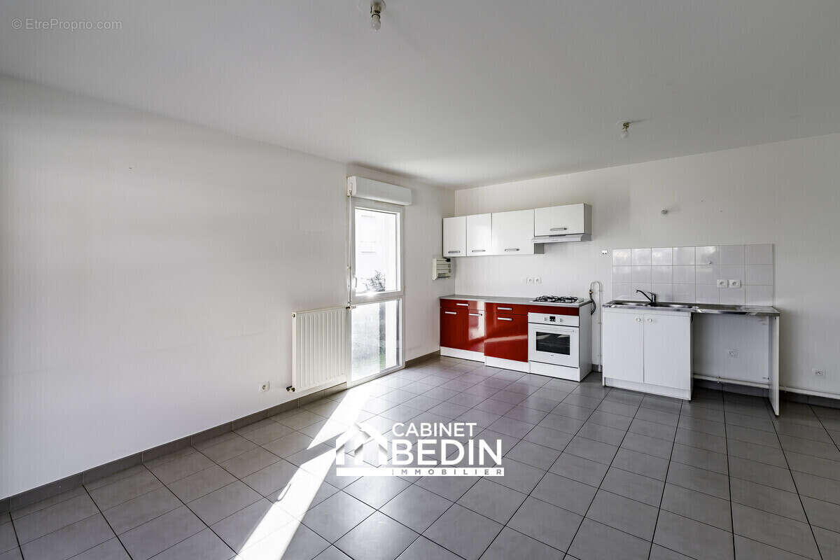 Appartement à VILLENAVE-D'ORNON