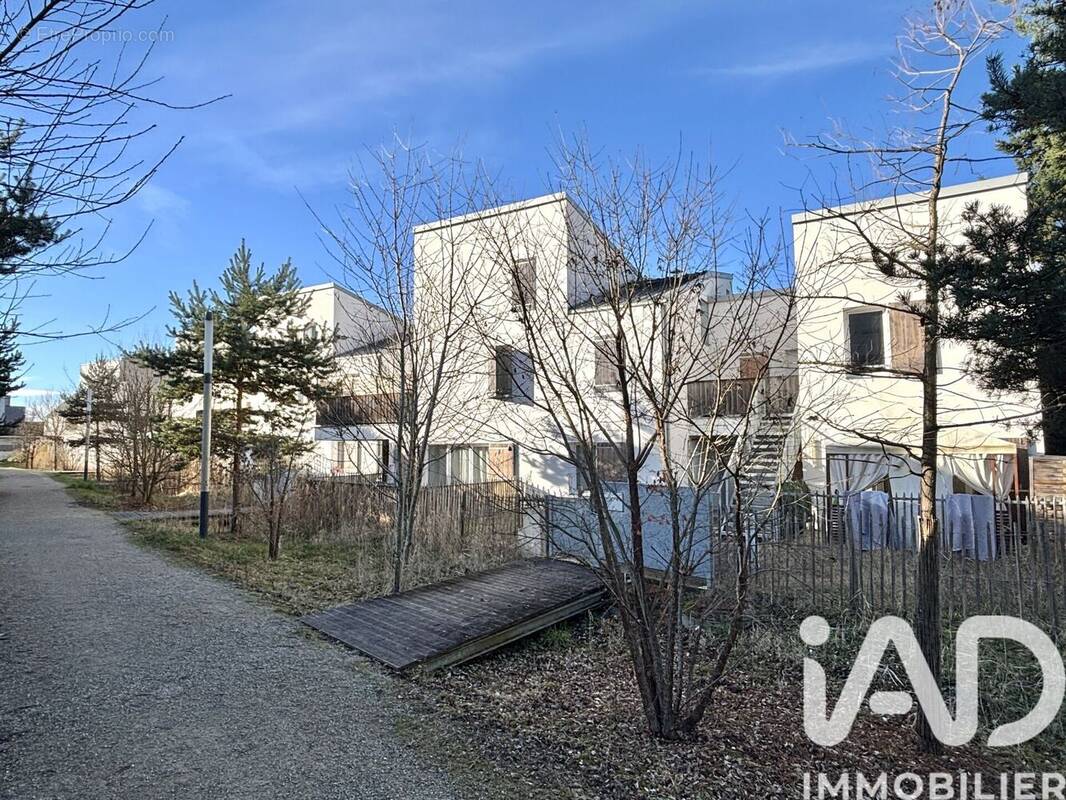 Photo 1 - Appartement à SAINT-JEAN-DE-BRAYE