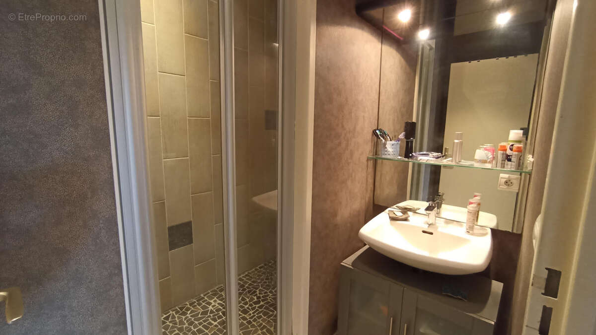 Appartement à VILLE-D&#039;AVRAY