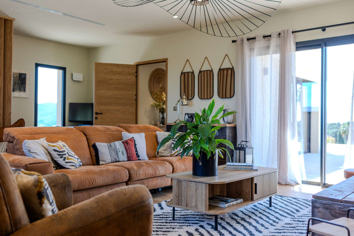 Maison à CARQUEIRANNE