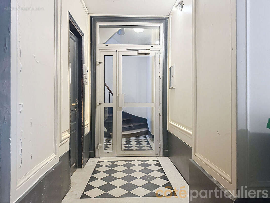 Appartement à PARIS-12E