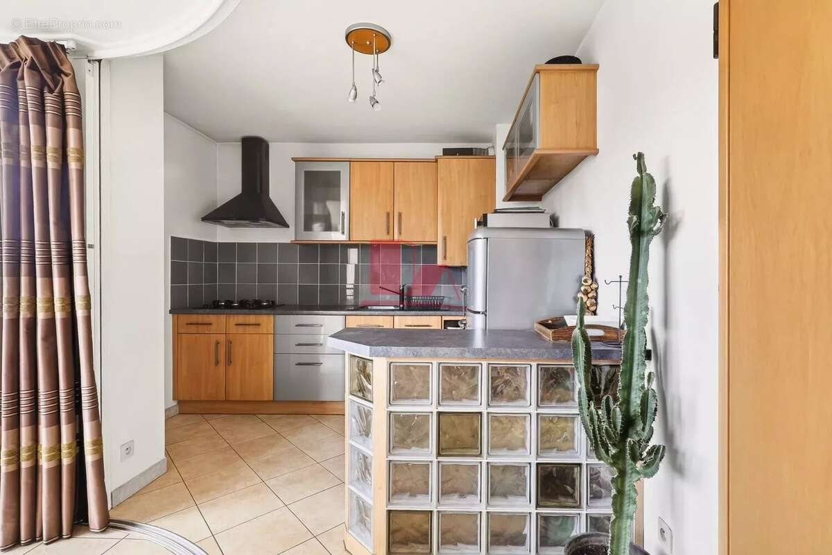Appartement à ISSY-LES-MOULINEAUX
