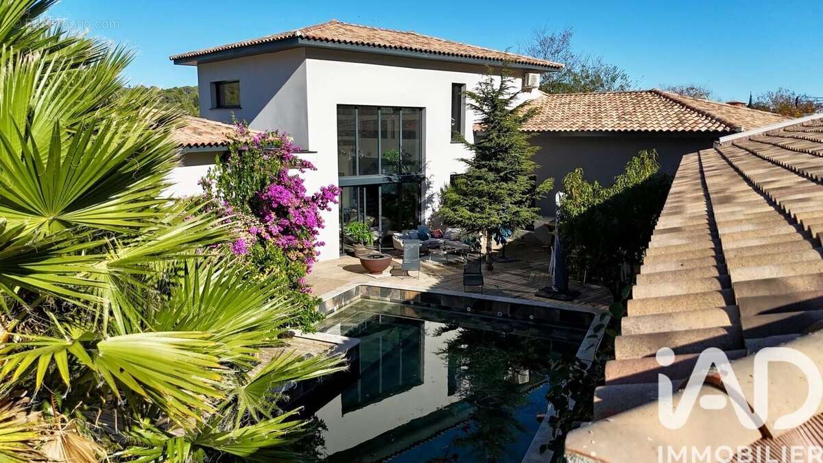 Photo 2 - Maison à CESSENON-SUR-ORB