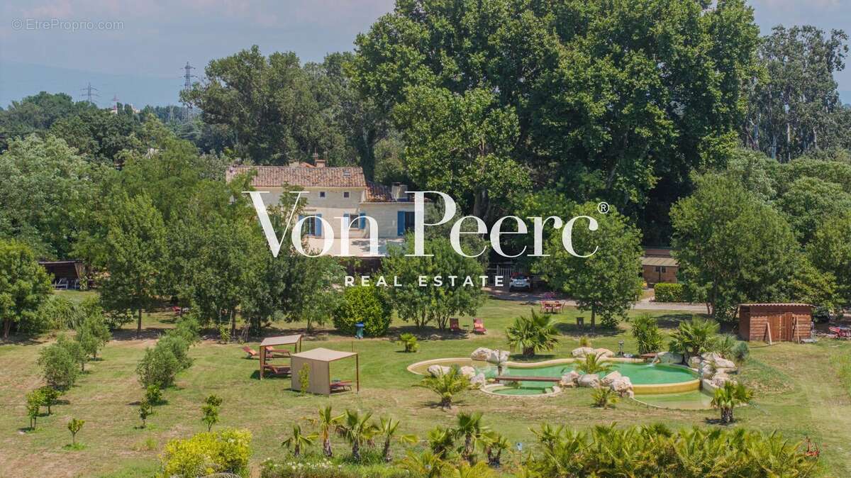 Maison provençale avec piscine et terrain - AVIGNON - photo 5
