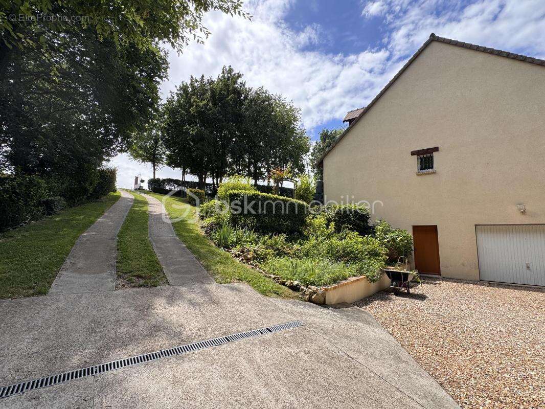 Magnifique Maison Familiale 4 chambres sur sous-sol complet - photo 20