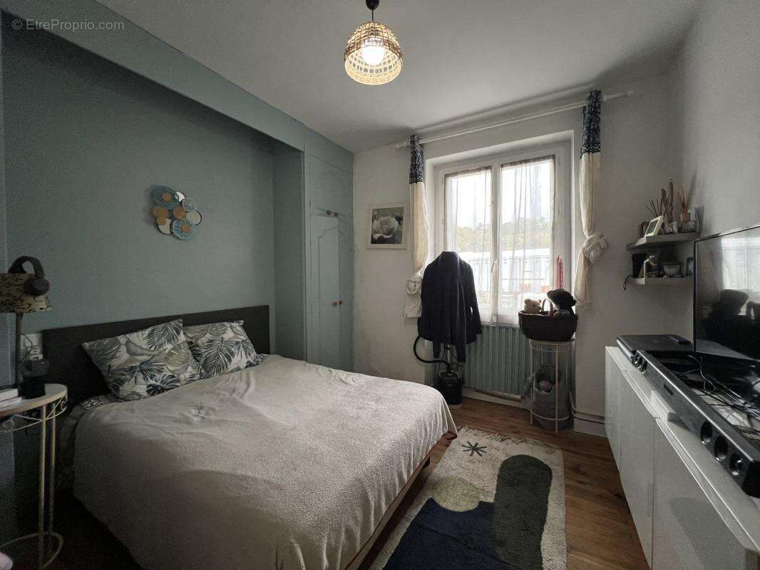 Maison à DECAZEVILLE