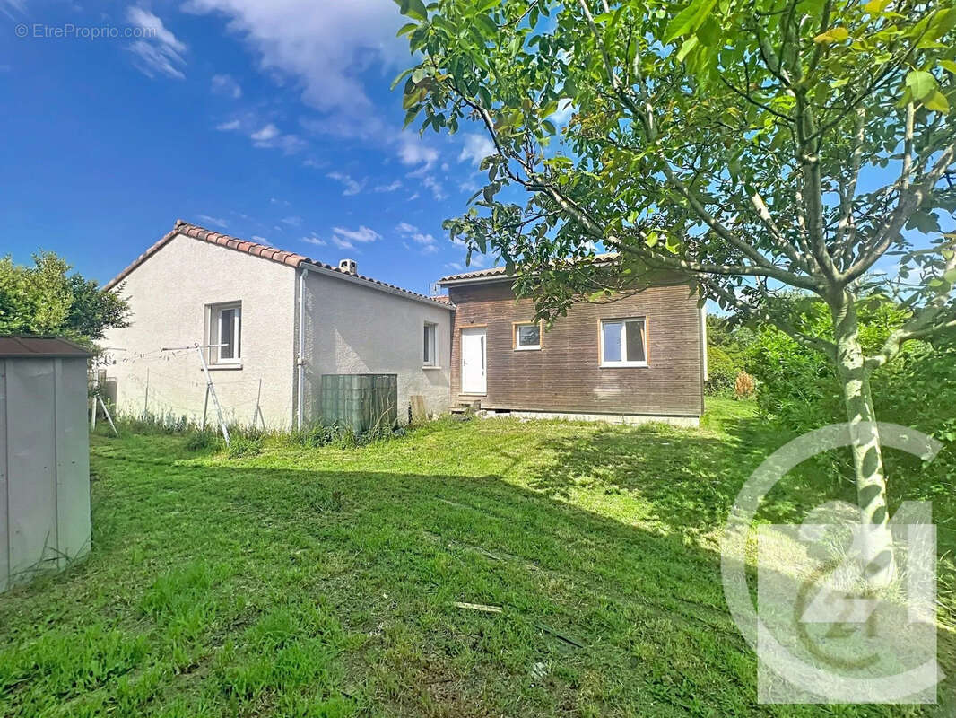 Maison à LABASTIDE-D'ANJOU