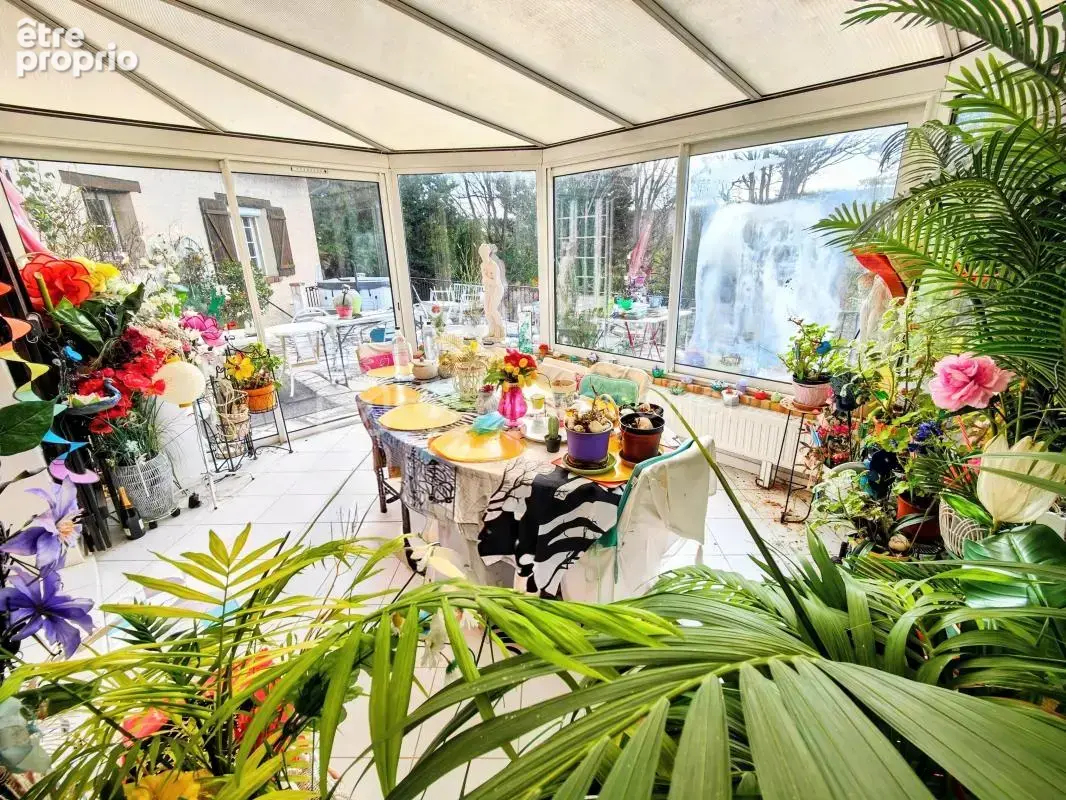 Belle maison familiale 5 ch dans un écrin boisé avec vue dégagée - photo 16