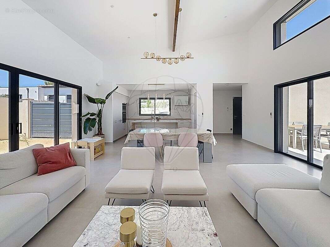 Maison à NIMES