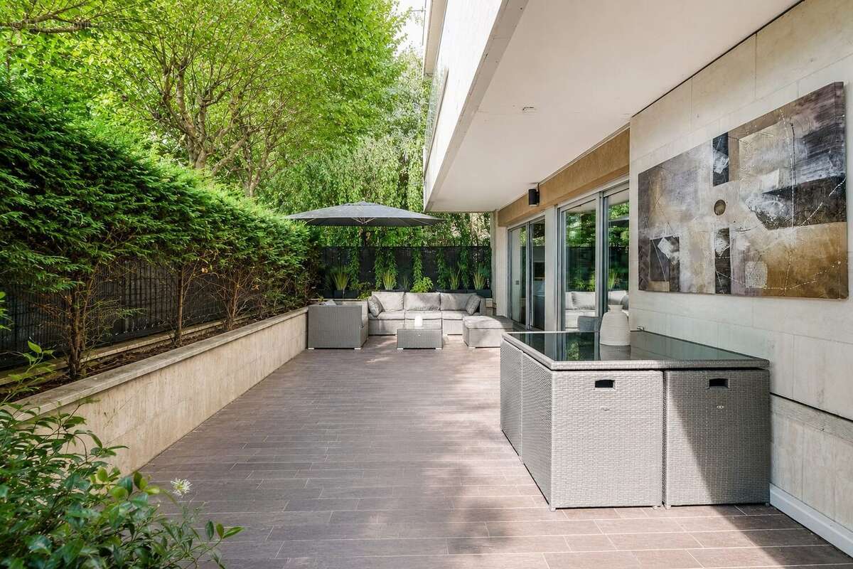 Appartement 148 m² à Neuilly-Sur-Seine  - photo 2