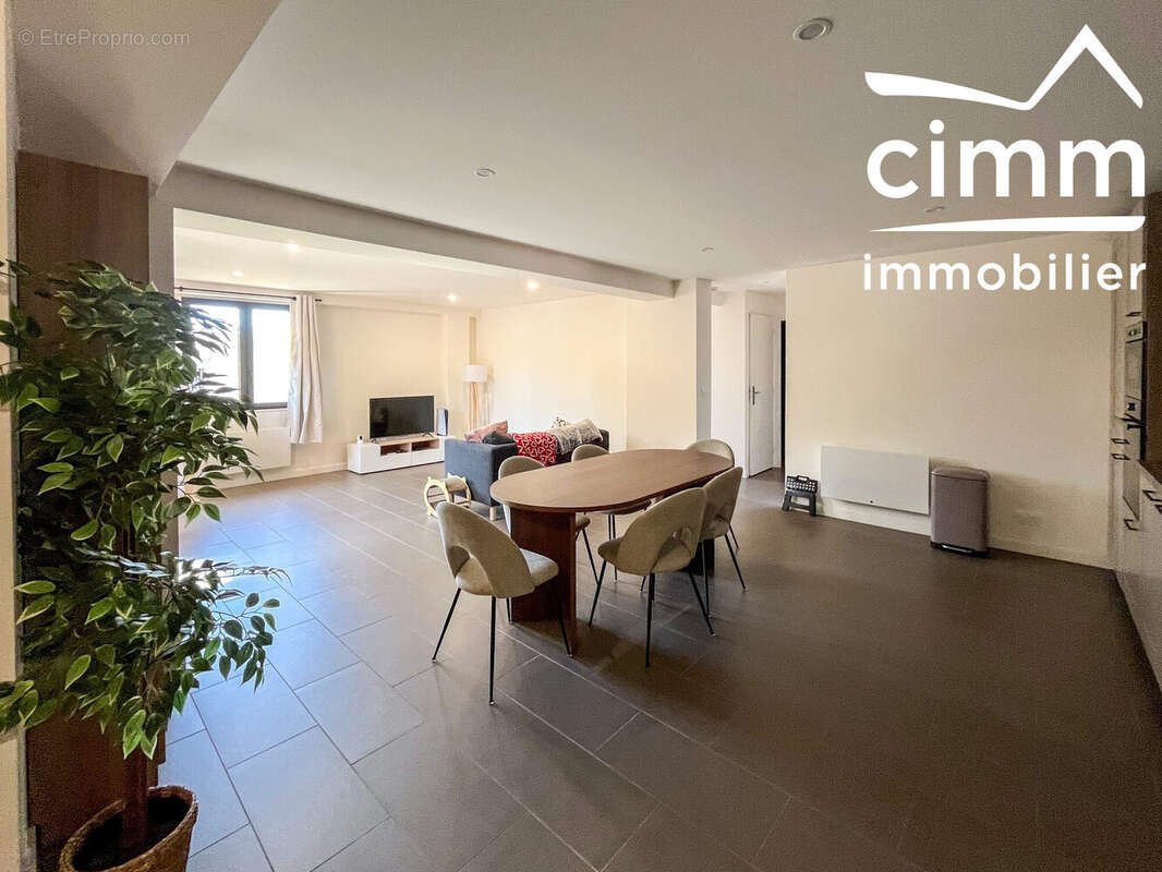 Appartement 71 m² à Pontcharra  - photo 2