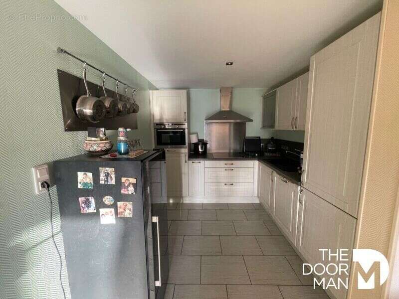 Commerce à DOULAINCOURT-SAUCOURT