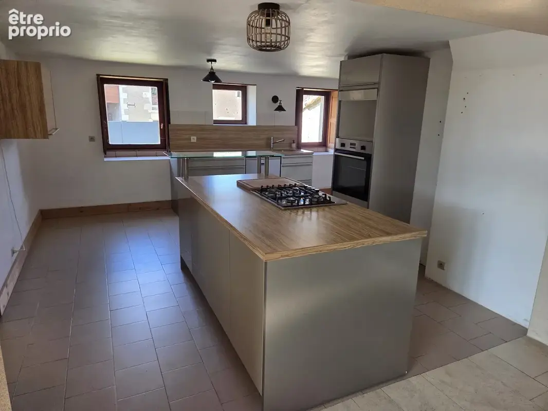 Maison 7 pièces 179 m² à vendre à Pouille (86800) - photo 6