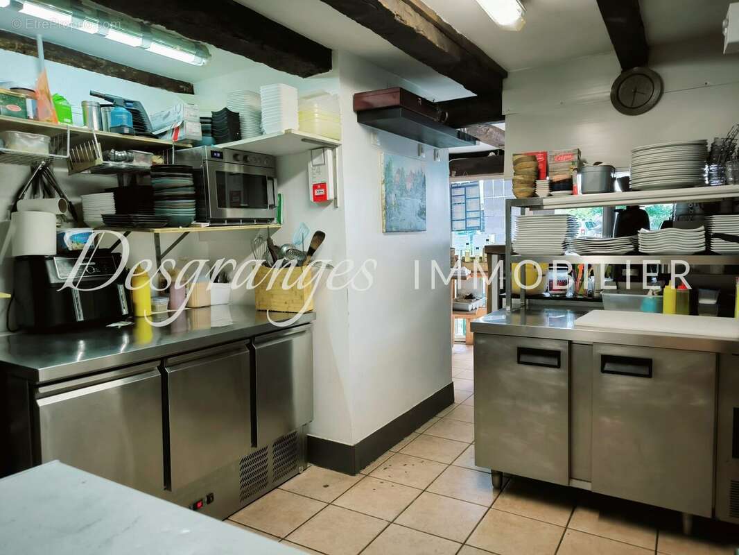 Appartement à SEGUR-LE-CHATEAU