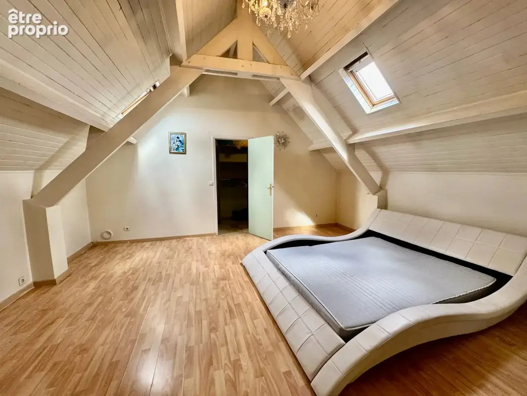 VILLAGE PARISIEN : superbe maison de standing ! - photo 12