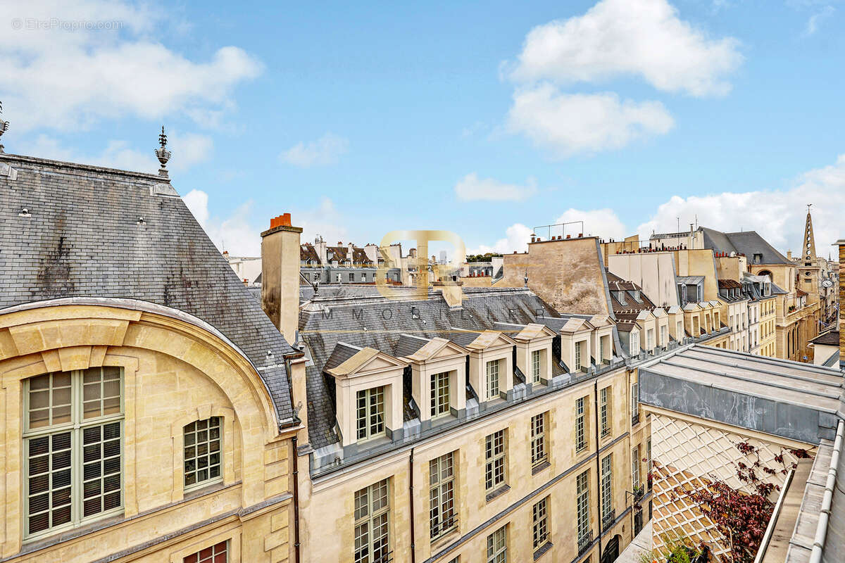 Appartement à PARIS-4E