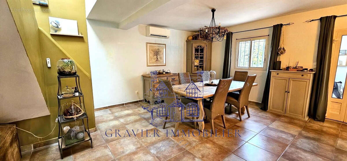 Maison à LA CADIERE-D&#039;AZUR