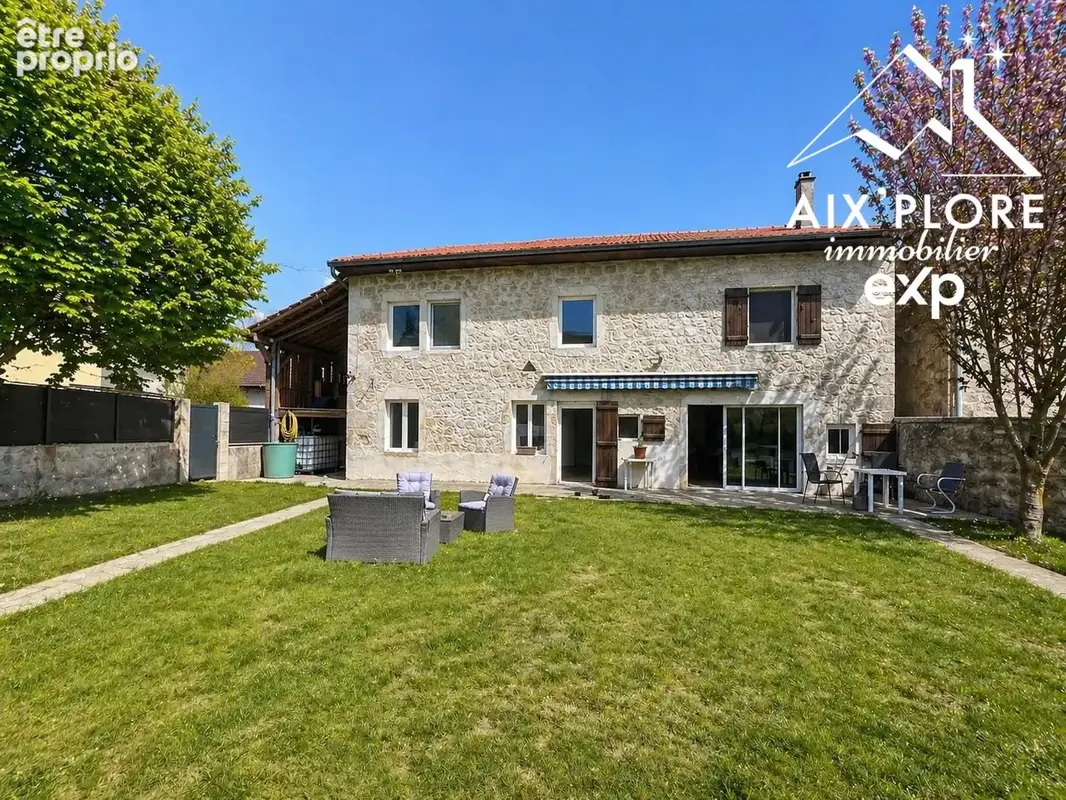 Maison à VIEU-D'IZENAVE