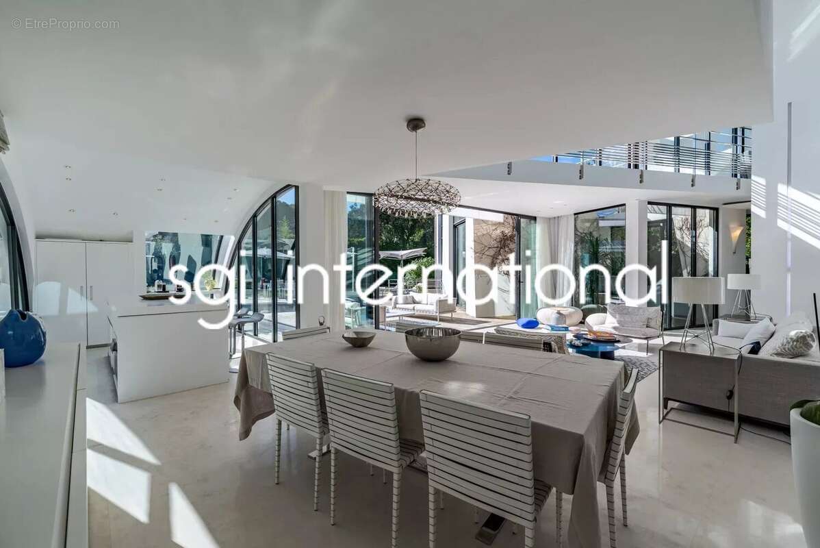 Maison à RAMATUELLE