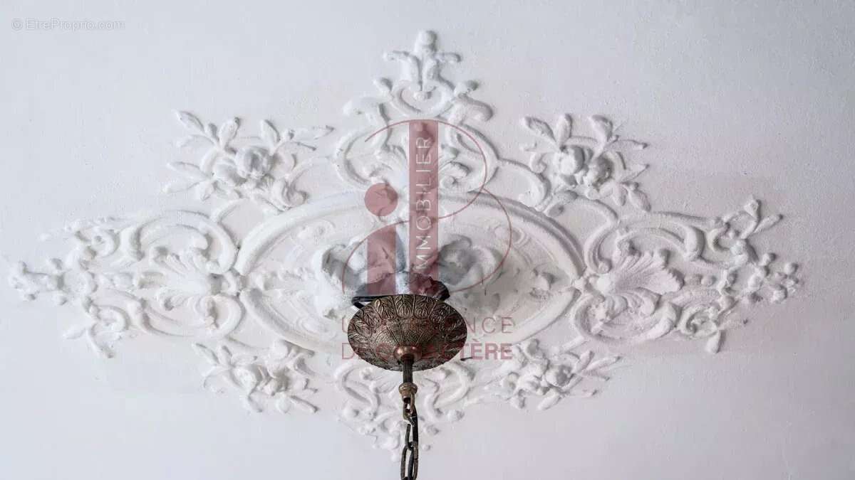 Maison à FONTAINEBLEAU