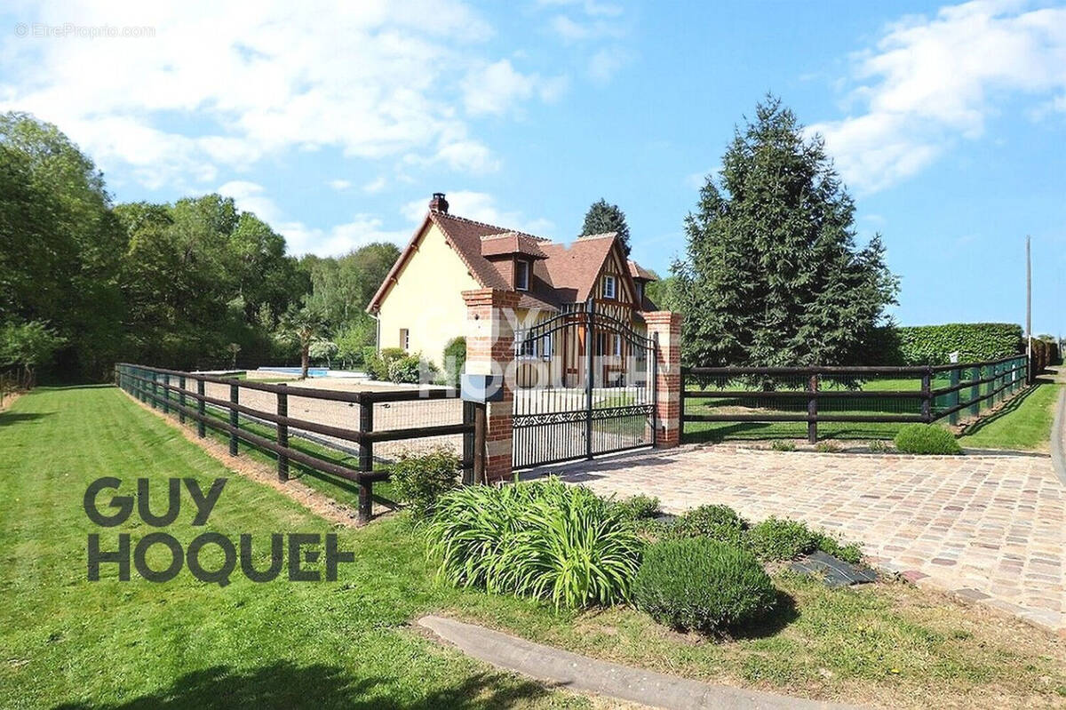 Maison à BERNAY