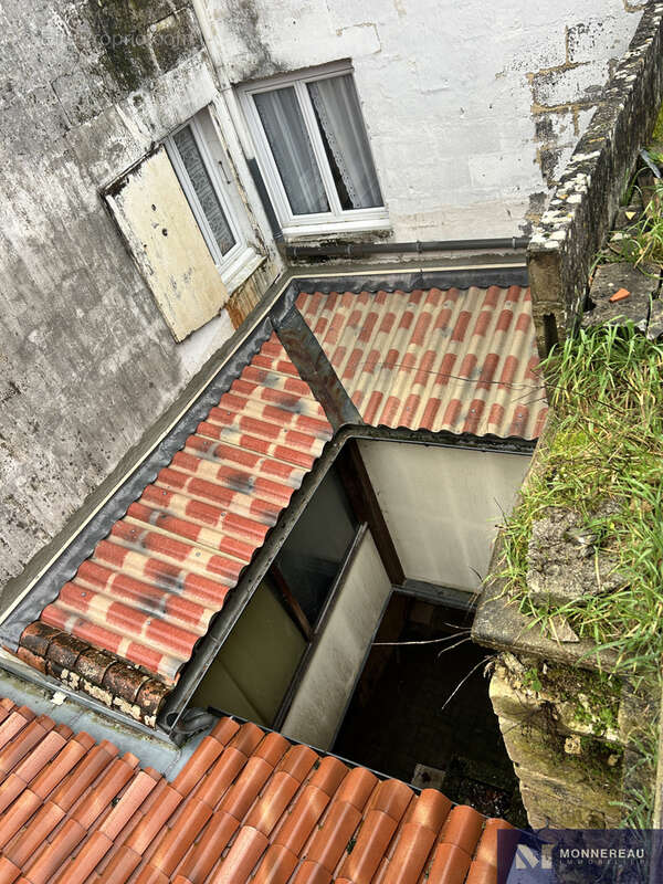 Appartement à SAINTES