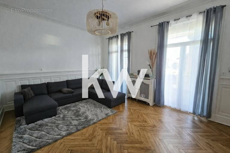 Appartement à FRAISSES